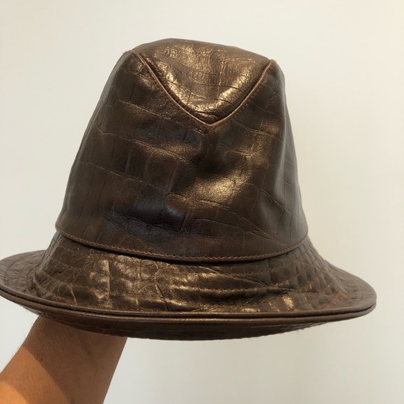 Brown leather croco hat - Picture 2 of 3